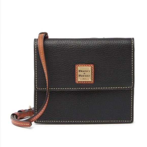 Dooney & Bourke Handbags - Dooney & Bourke Gingy Flap Crossbody